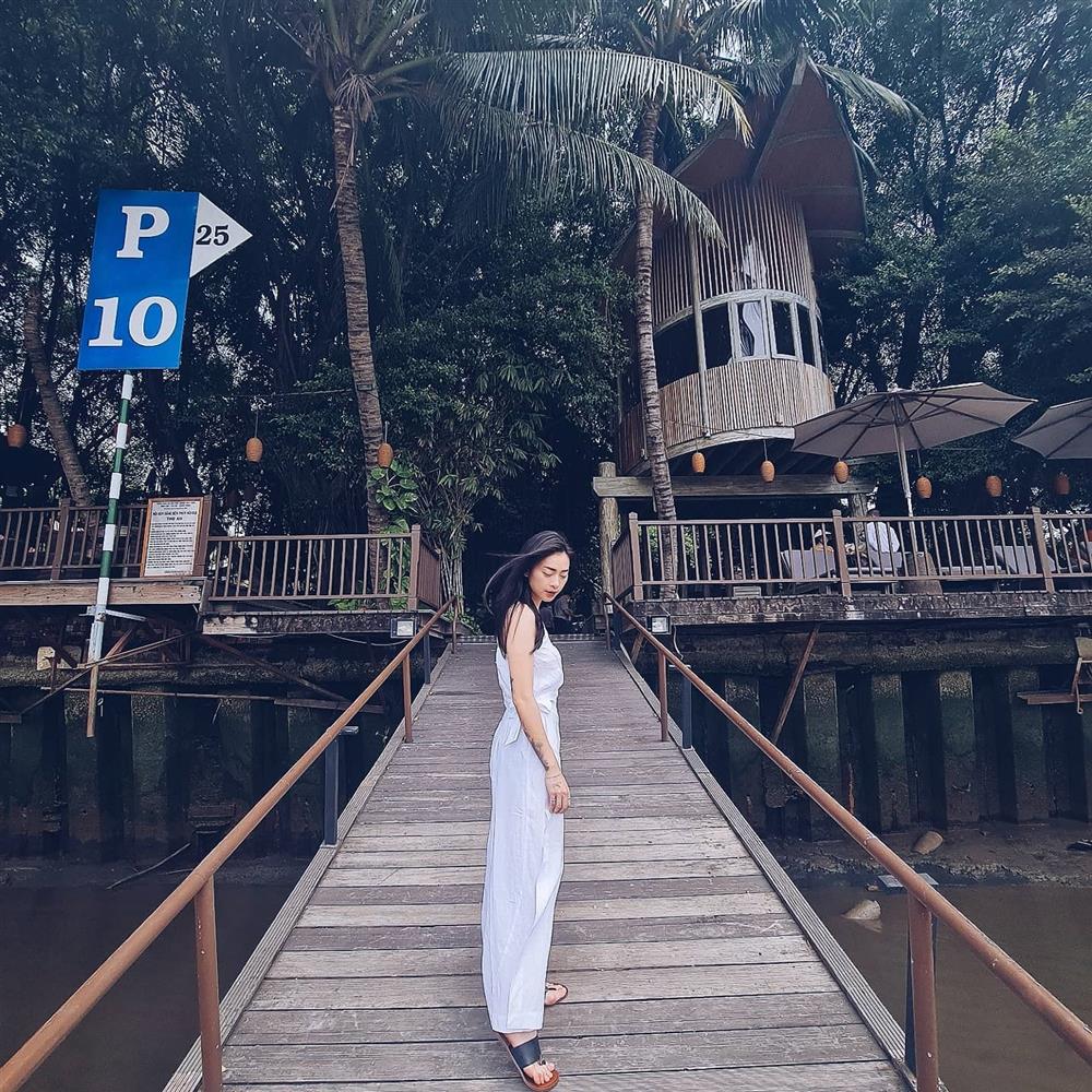 Sao Việt mặc 15 kiểu trang phục này để hack dáng, có nàng chưa đến 1m60 mà trông như 1m70-4