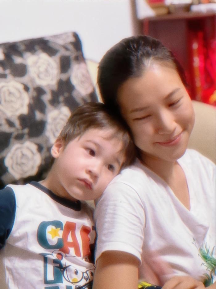 Hoàng Oanh tiết lộ con trai gặp vấn đề sức khỏe khiến người hâm mộ lo lắng-1