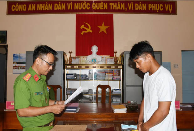 Cô gái tử vong vì uống ly bia pha ma túy-1