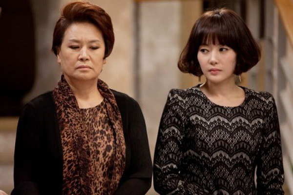 Tháng nào mẹ cũng gửi gạo cho thông gia, nhưng mẹ chồng lại đem bán rồi nói câu này khiến tôi giận tím mặt-1