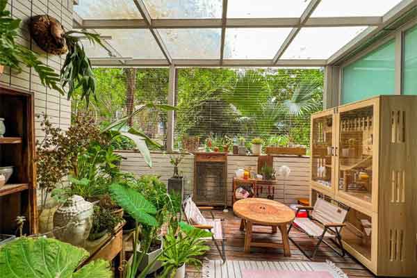 Vợ chồng mới cưới cải tạo căn gác xép nhỏ để làm tổ ấm, không gian sau khi hoàn thiện xinh sang khỏi bàn-20