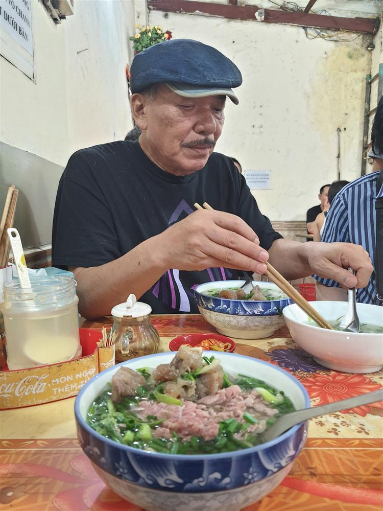 Nhạc sĩ Trần Tiến: U80 sống bình dân, phóng khoáng, vẫn hát khỏe-8