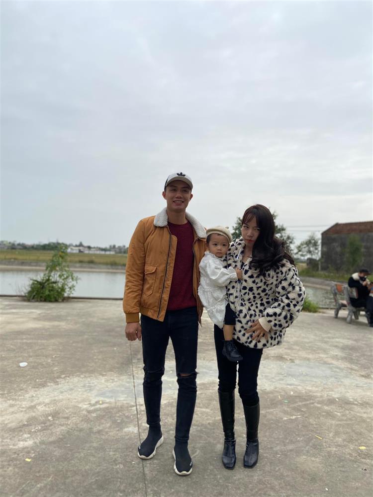 Nàng dâu lo sống khổ nhưng lại gặp được gia đình chồng cực phẩm: Dâu út việc nhà chẳng đến tay!-8