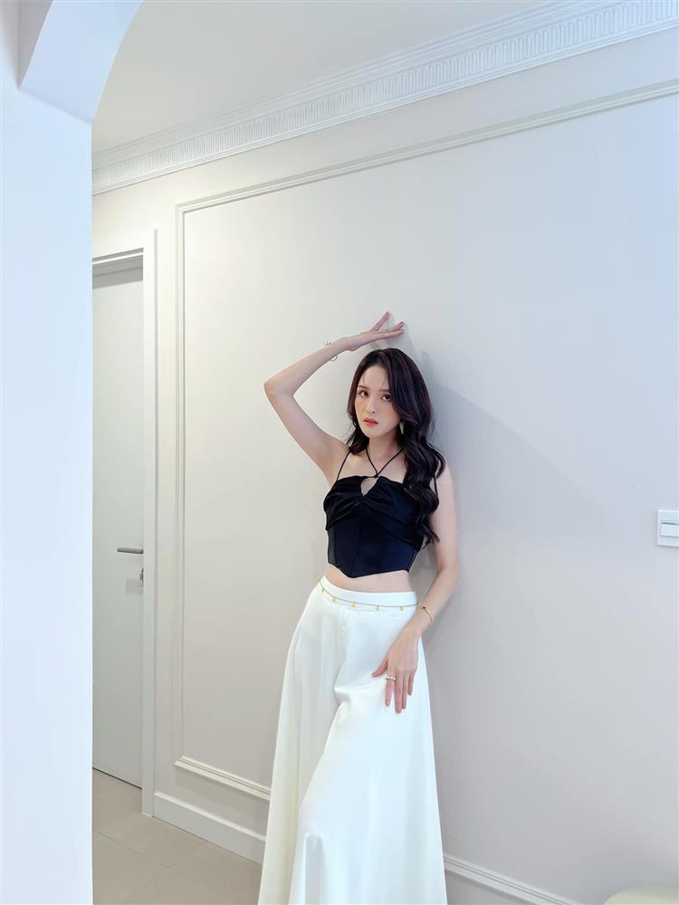 Gu thời trang thăng hạng ngày càng nóng bỏng, sành điệu của Á hậu 2 con Hoàng Anh-2