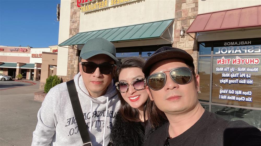 Cuộc sống của ca sĩ Bằng Kiều sau khi lên chức bố lần 4-14