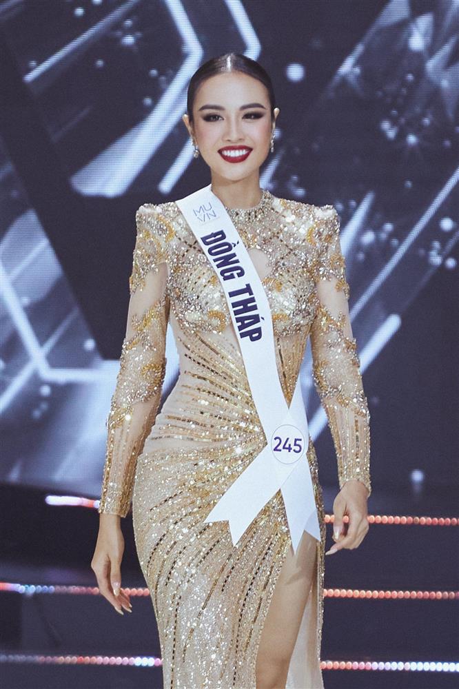 Nguyễn Thị Ngọc Châu đăng quang Hoa hậu Hoàn vũ Việt Nam 2022-6