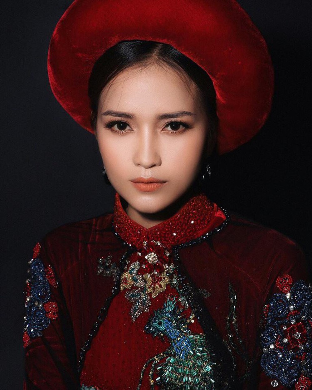 Nhan sắc và gia cảnh của Tân Hoa hậu Hoàn vũ Việt Nam 2022 Nguyễn Thị Ngọc Châu-11
