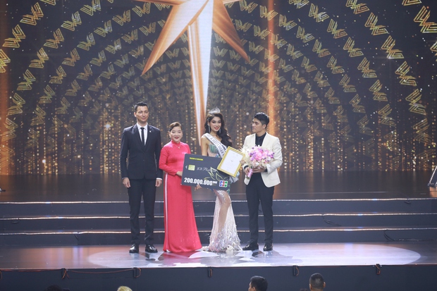 Họp báo đầu tiên của top 3 Hoa hậu Hoàn vũ Việt Nam 2022: Tân Hoa hậu khoe visual ấn tượng, 2 Á hậu tiết lộ loạt thông tin hot!-12