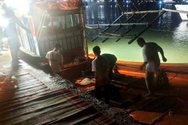 Vụ mẹ ôm con nhảy cầu: Đã tìm thấy thi thể người mẹ-1