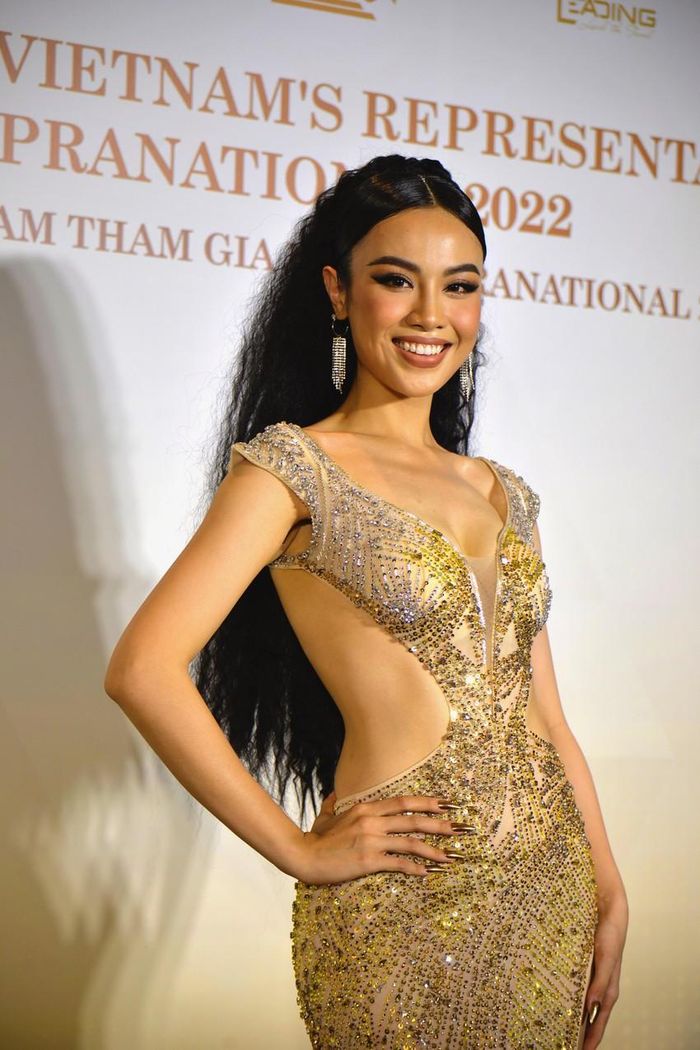 Trượt vương miện Hoa hậu Hoàn vũ Việt Nam, cô gái từng nặng 90 kg nói gì?-2