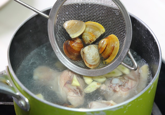 Mùa hè rất lý tưởng để ăn ngao, nhưng nấu với thứ gì hợp vị nhất?-3