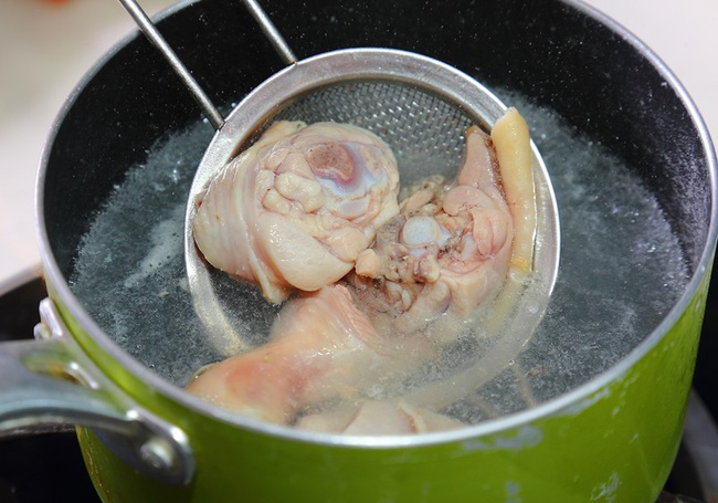 Mùa hè rất lý tưởng để ăn ngao, nhưng nấu với thứ gì hợp vị nhất?-1