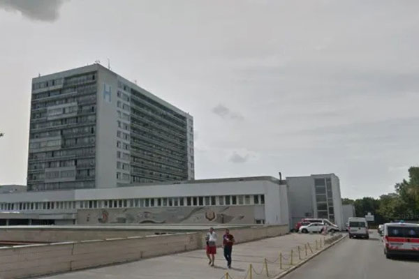 Người đàn ông đi phẫu thuật chữa mắt bỗng bị mù hoàn toàn, kiện ngược bệnh viện vì lý do hy hữu-1