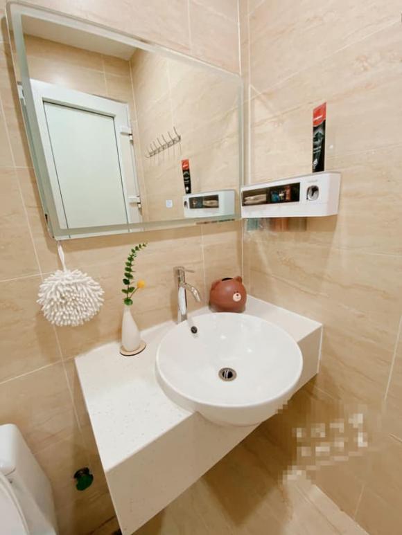 Vợ chồng mới cưới cải tạo căn gác xép nhỏ để làm tổ ấm, không gian sau khi hoàn thiện xinh sang khỏi bàn-7