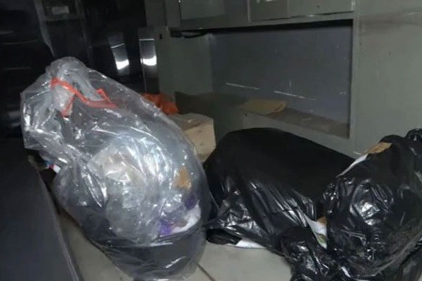 Ấn Độ: Phát hiện 8 bào thai trong bụng bé gái 21 ngày tuổi-2