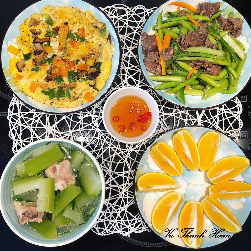 Những bữa cơm nhân ngày Gia đình Việt Nam bình dị mà đong đầy yêu thương-4