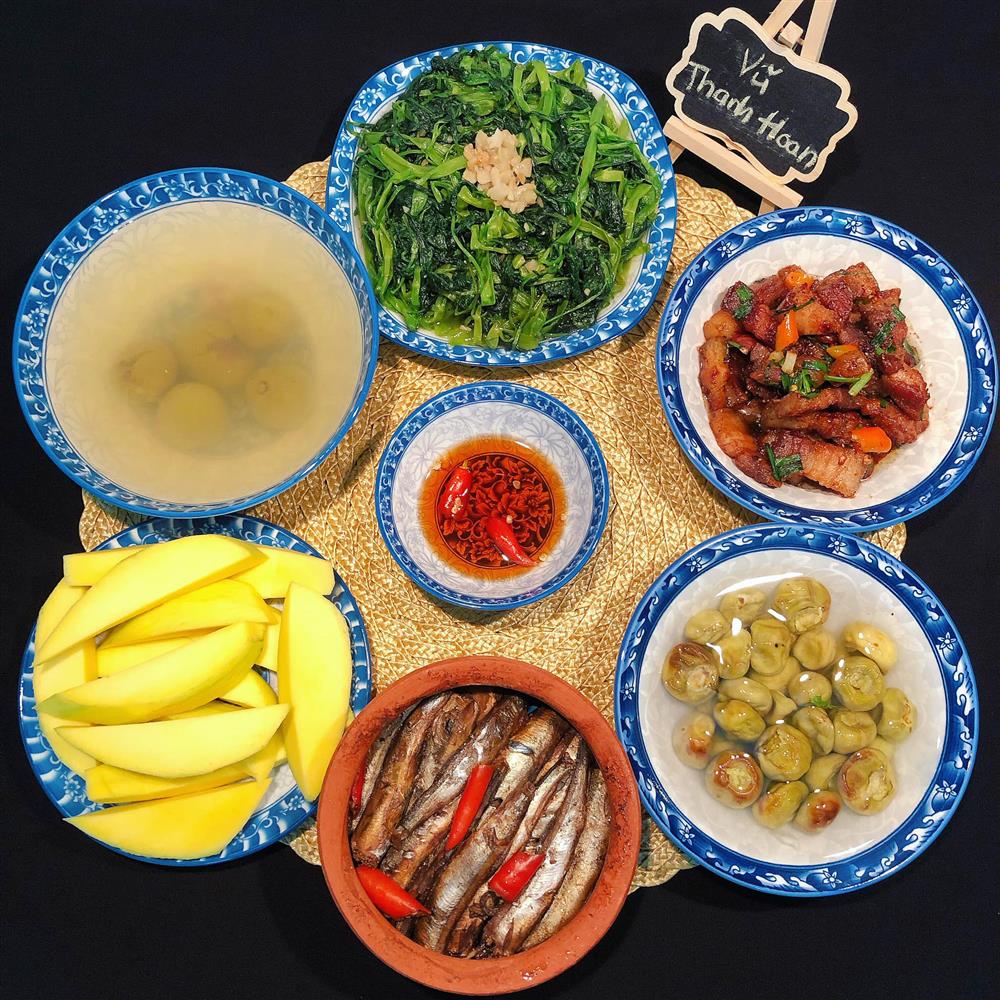 Những bữa cơm nhân ngày Gia đình Việt Nam bình dị mà đong đầy yêu thương-12