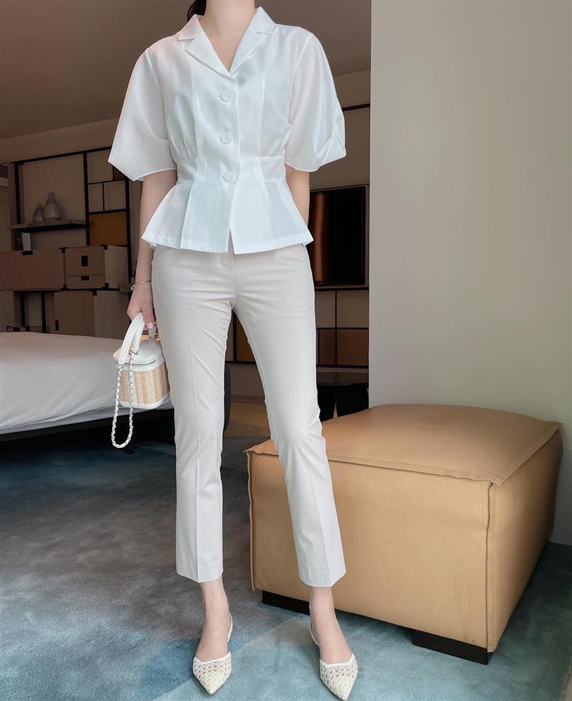 Mặc quần âu ống đứng không sợ già với 13 cách phối đồ hack tuổi-3