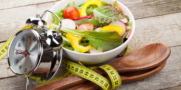 Phụ nữ sống thọ cơ thể thường có 5 điểm chung, bạn có được bao nhiêu điểm?-7