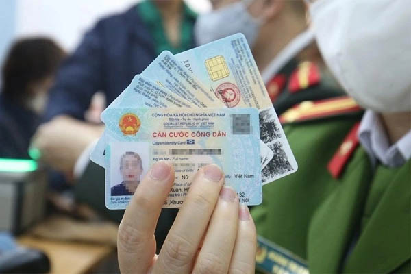 Công an Hà Nội đưa 5 khuyến cáo cực hữu ích khi sử dụng CCCD gắn chip-2
