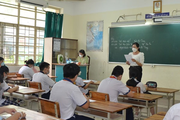 Lý giải việc nhiều thí sinh thi vào lớp 10 ở TP.HCM đạt điểm thấp-3