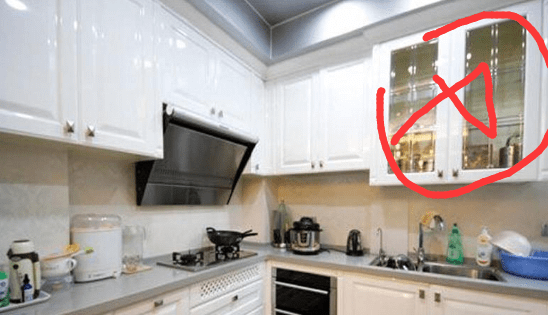 Ba kiểu phong thủy nhà ở mà Thần tài, Thần bếp, Thần cửa” đều ghét, có nhiều bụi bẩn, ẩm mốc-3