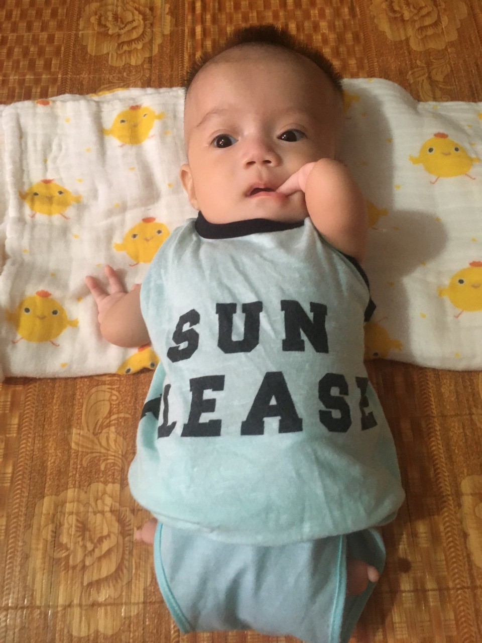 Đẫm nước mắt bức thư của người mẹ bất hạnh gửi con gái sinh ra không có tay chân: Xin lỗi vì mẹ không cho con một cơ thể lành lặn-2