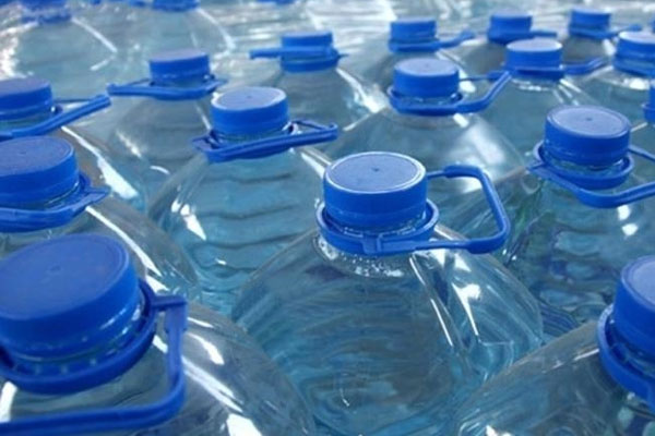 5 năm uống nước đóng chai, cả hai vợ chồng bị ung thư gan-1