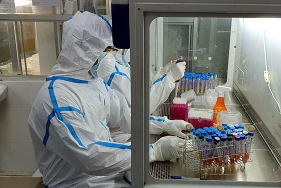 Ngày 29/6, cả nước còn 49 bệnh nhân COVID-19 nặng đang điều trị