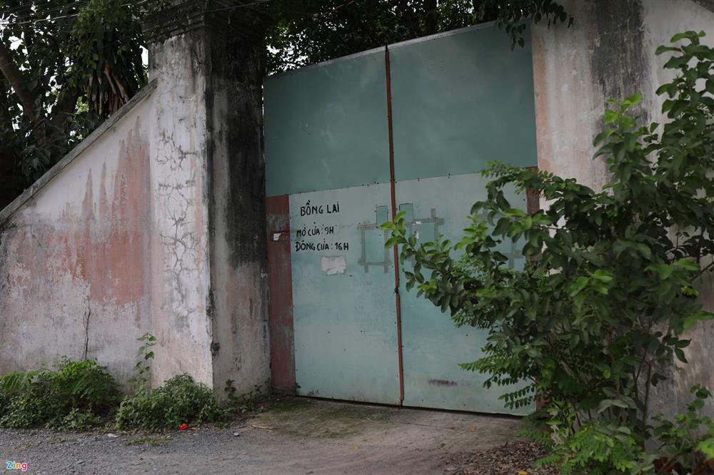 Cửa đóng im lìm ở Tịnh thất Bồng Lai trước phiên xử-3