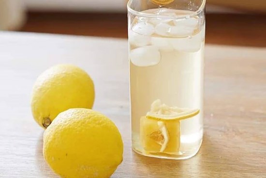 Cách pha trà và uống mỗi ngày 1 ly, sau 1 tuần chị em giảm được 3cm vòng eo là ít!