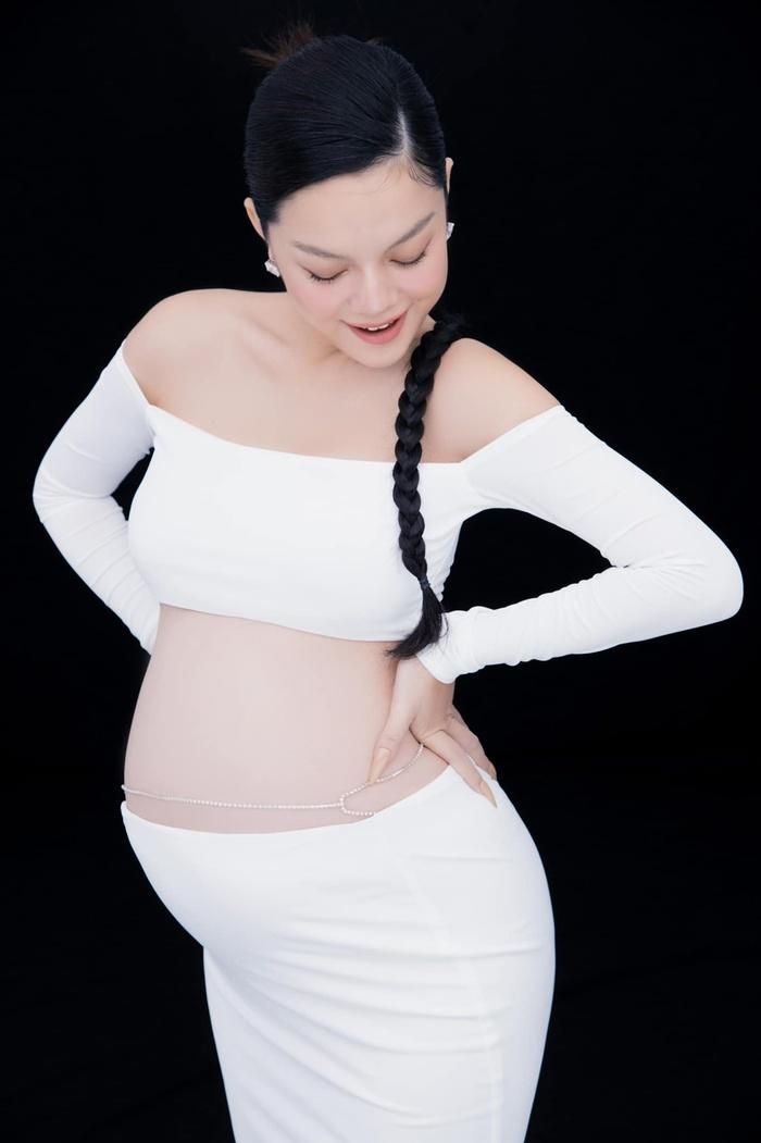 Phạm Quỳnh Anh lần đầu chia sẻ về người yêu biết tên nhưng chưa thấy mặt-3