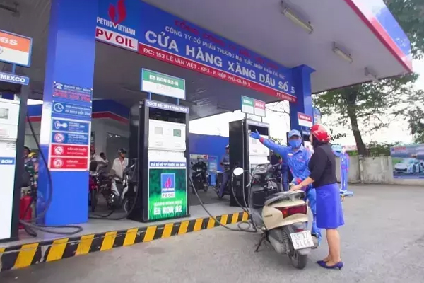 Giá xăng giảm hơn 100 đồng/lít sau chuỗi ngày tăng liên tiếp-2