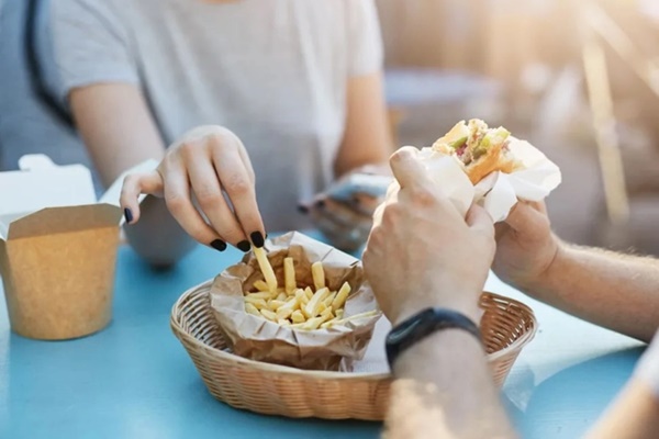 Đau ở 3 vùng này có thể là dấu hiệu của cholesterol cao-8