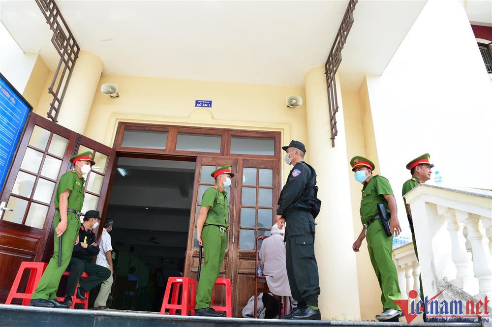 Lý do hoãn phiên tòa xử ông Lê Tùng Vân và nhóm người ở Tịnh thất Bồng Lai-10