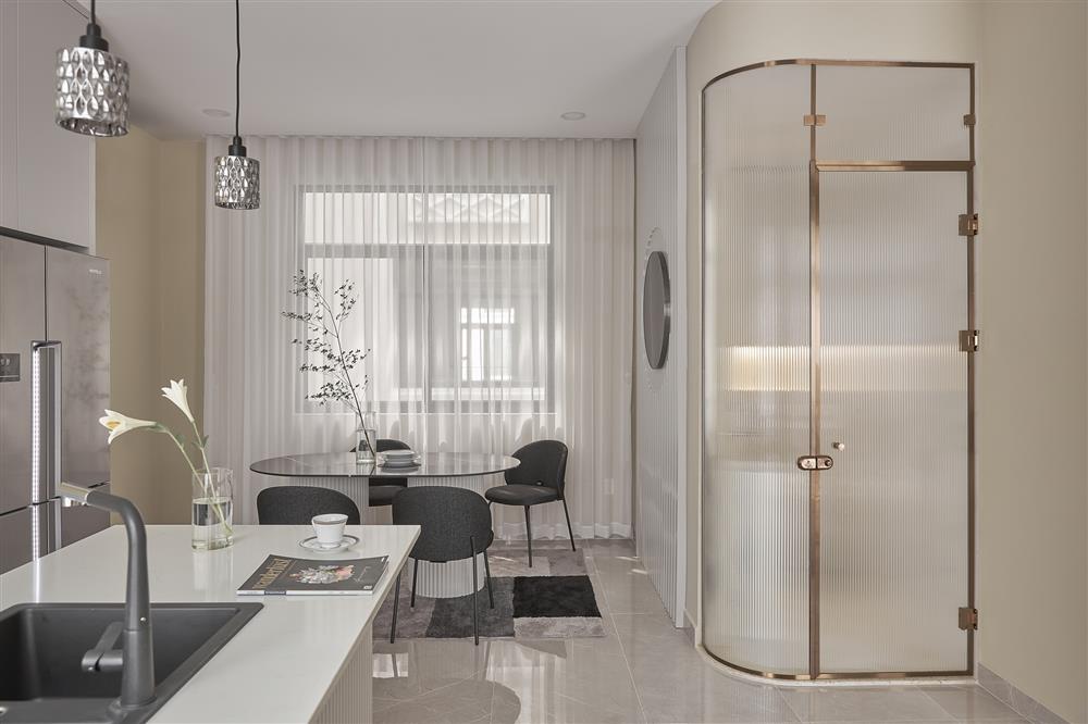 Không gian sống đẳng cấp của nữ giám đốc 8X ở TP HCM, rộng 300m² sử dụng toàn đồ nội thất ngoại nhập-4