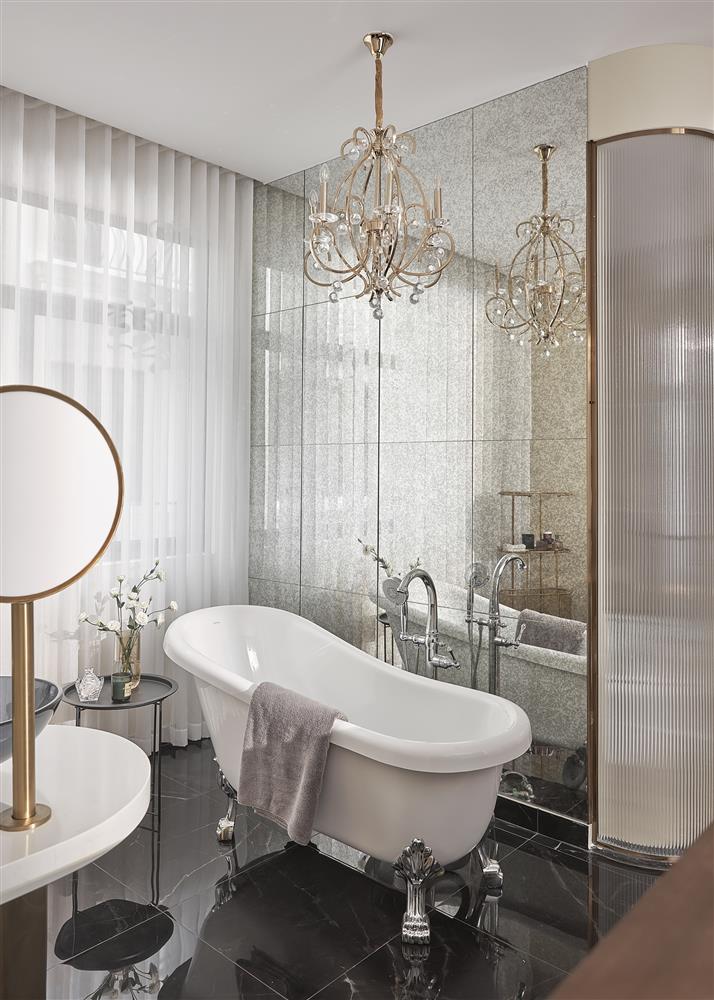 Không gian sống đẳng cấp của nữ giám đốc 8X ở TP HCM, rộng 300m² sử dụng toàn đồ nội thất ngoại nhập-21