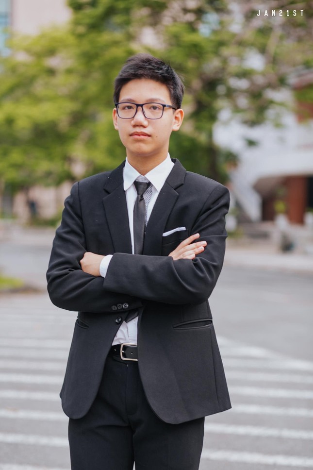 Tiết lộ bất ngờ của kiện tướng cờ vua vừa trở thành thủ khoa chuyên Toán-2