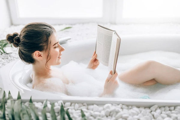 Mới cưới nhau vợ chồng không có gì để nói với nhau, làm sao khắc phục?-2
