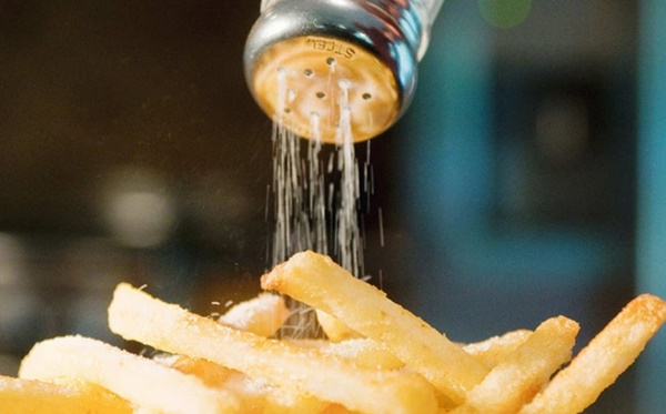 4 loại thực phẩm là chất xúc tác gây nhồi máu não, nên hạn chế ăn để ngăn ngừa bệnh-3