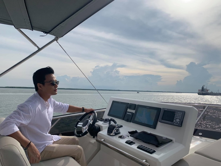 Vì sao Hồng Đăng lại được gọi là ông chồng quốc dân: Mất điện thoại ở Tây Ban Nha vẫn không quên nhắn vợ Yêu em và các con, nhớ điên người”-8