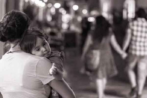 Nghe người yêu nhắc nhở nhân viên chụp ảnh cưới mà tôi cay xè mắt-1