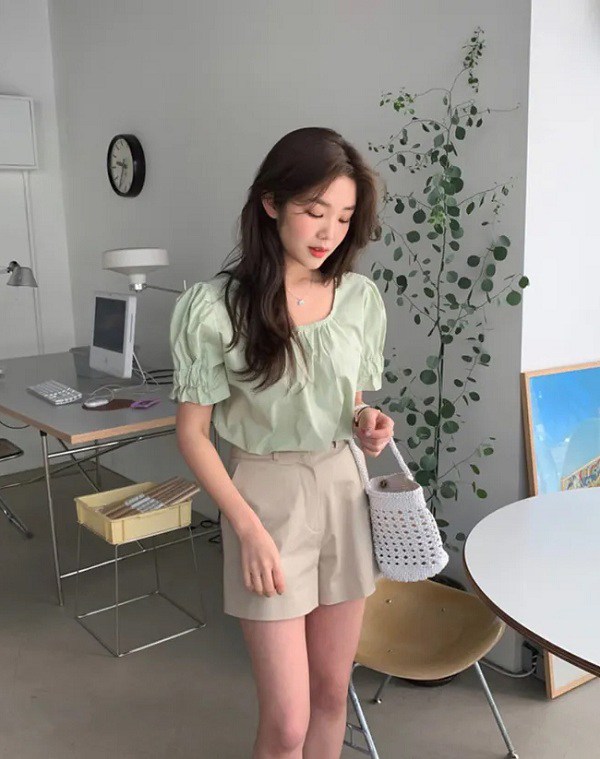 Mê diện quần short mà chưa biết 10 công thức phối đồ này, style hè khó thăng hạng-5