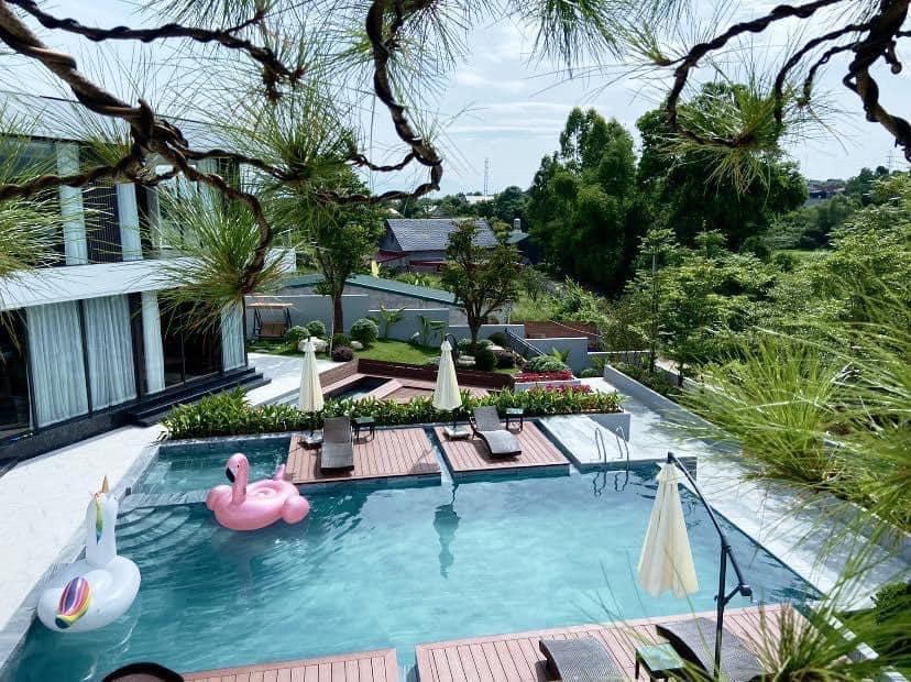 10 năm ngày cưới, chồng tặng vợ căn villa trên đồi-8