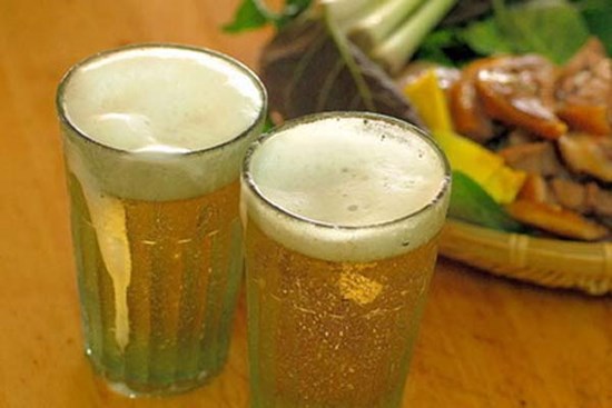 Uống bia giải khát mùa hè: Thói quen giết chết sức khoẻ?