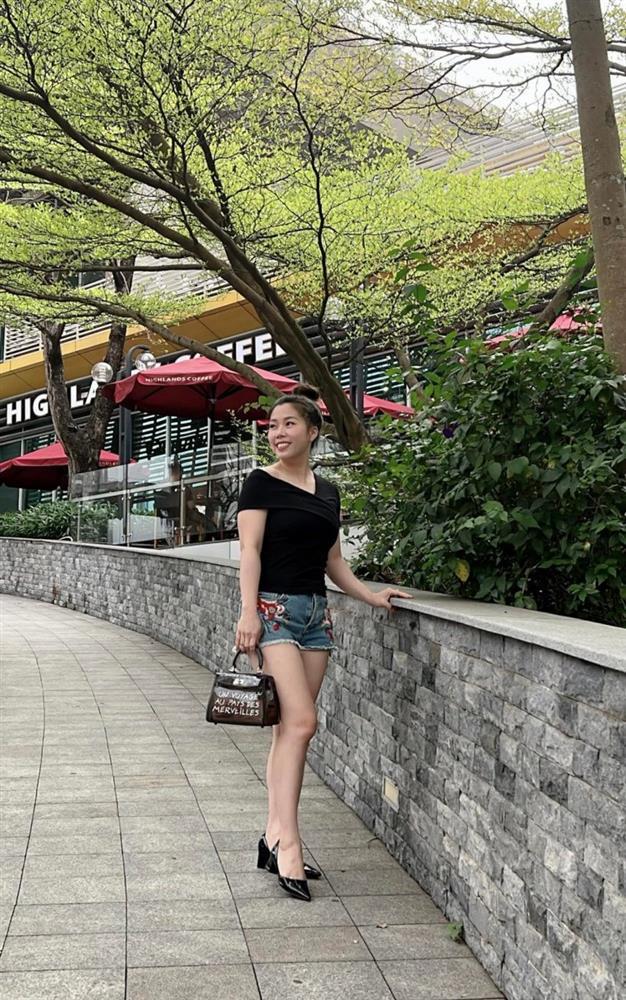 Hồ Hoài Anh, Hồng Đăng từng ngăn cản bà xã lên đời nhan sắc-2