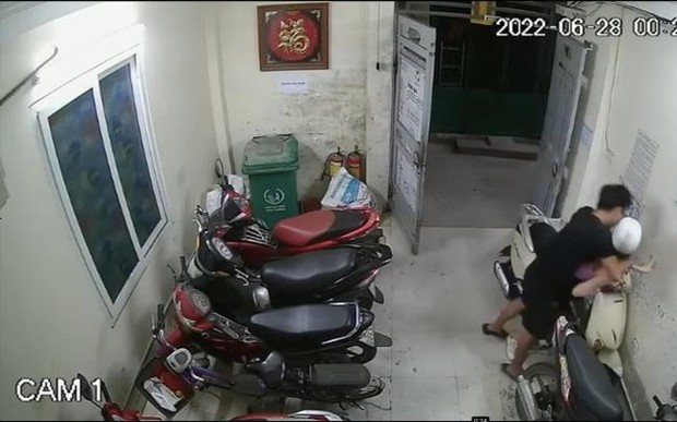 Vụ cô gái trẻ bị nam thanh niên sàm sỡ tại nhà trọ: Mức phạt cao nhất chỉ 8 triệu đồng?-1