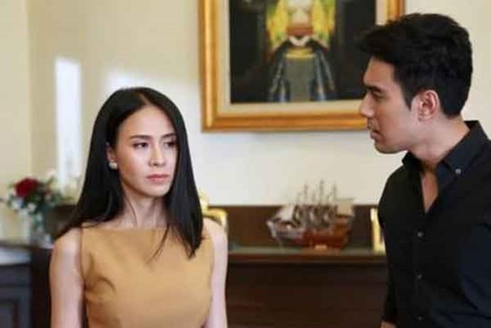 Ly hôn, tôi quyết định bồi thường cho vợ sau 12 năm ở nhà làm nội trợ, thế nhưng cô ấy nhất quyết không lấy một đồng nào