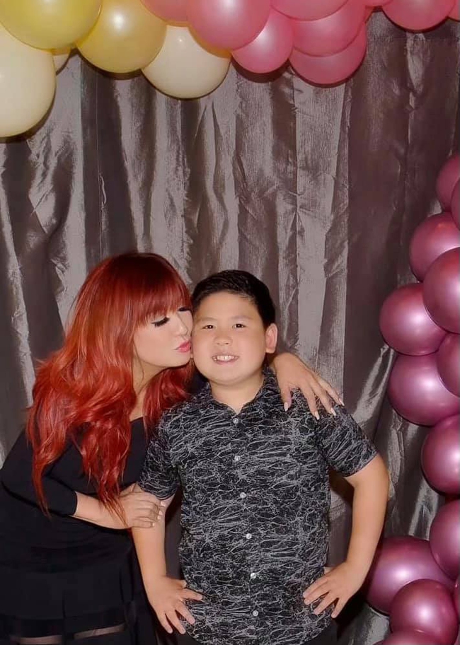 Được xem là đứa con thiệt thòi nhất của Bằng Kiều, nhưng cậu bé này lại trưởng thành đúng chuẩn con nhà người ta nhờ mẹ dạy khéo-3