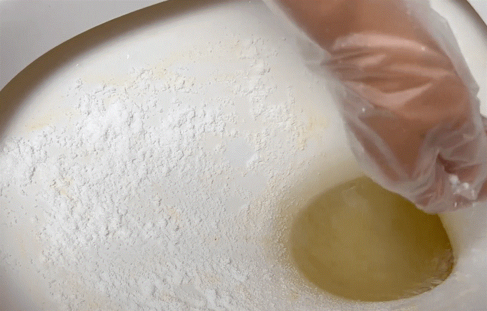 Chỉ cần thêm thứ này, chậu rửa hay bồn cầu ố vàng sẽ sáng bóng như gương, 9/10 gia đình đều thành công-5